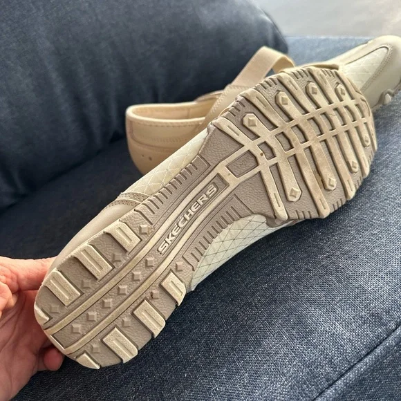 Skechers Beige Women's Athletic Shoes - Picture 3 of 10